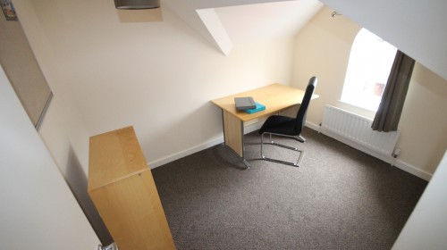 Dressing room bedroom 3 at 3D Ainsley Court